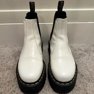 Dr. Martens 2976 Quad Platform Chelsea Boots